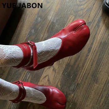 Черный красный белый Сплит носок Таби ниндзя женщины насосы лодыжки ремень с пряжкой вокруг пятки высокие каблуки женщины Zapatos де mujer сапоги роковой