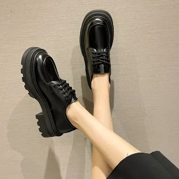 2023 Туфли на платформе и среднем каблуке, удобные лоферы на шнуровке, модные повседневные женские туфли-оксфорды в стиле панк, удобные весенние дизайнерские туфли-оксфорды для женщин